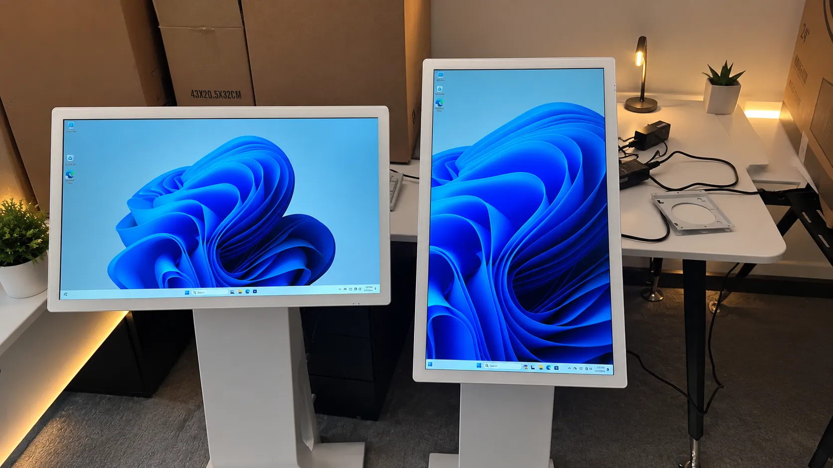 Makale kapak KioSelf dokunmatik ekran ve kiosk çözümleri